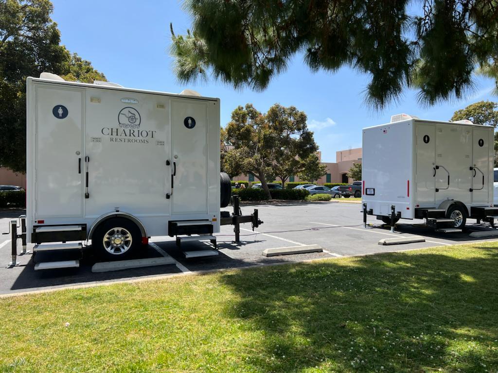 CHARIOT RESTROOMS - Luxury restroom trailers in San Diego, California